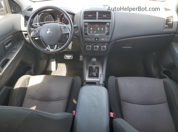 JA4AP3AU4JU014393 2018 MITSUBISHI OUTLANDER Gray Вид щитка приладів