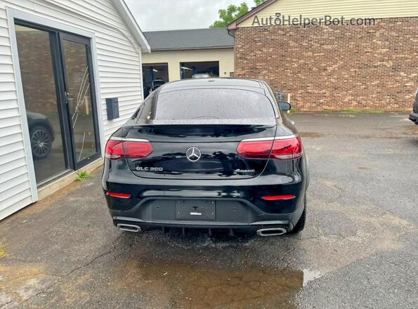 W1N0J8EB8NG035236 2022 MERCEDES-BENZ GLC-CLASS Черный Вид подкапотного пространства