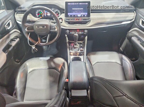3C4NJDBN9PT564519 2023 JEEP COMPASS Серебряный Вид щитка приборов