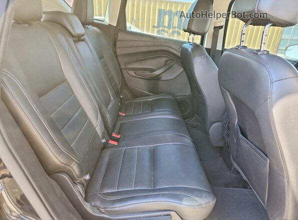 1FADP5CU5GL111716 2016 FORD C-MAX Black Widok wnętrza z tyłu