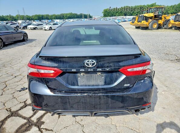 JTNB11HK9J3009647 2018 TOYOTA CAMRY Black Front interior view