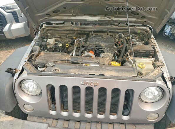 1C4BJWKG7HL518233 2017 JEEP WRANGLER Silver Շարժիչի բաժամունքի տեսք