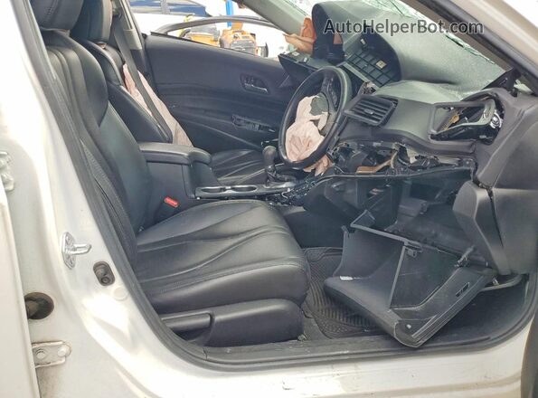 19UDE2F32MA007582 2021 ACURA ILX Белый Вид салона спереди