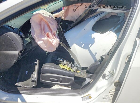 19UDE2F37GA018839 2016 ACURA ILX White Widok wnętrza z przodu