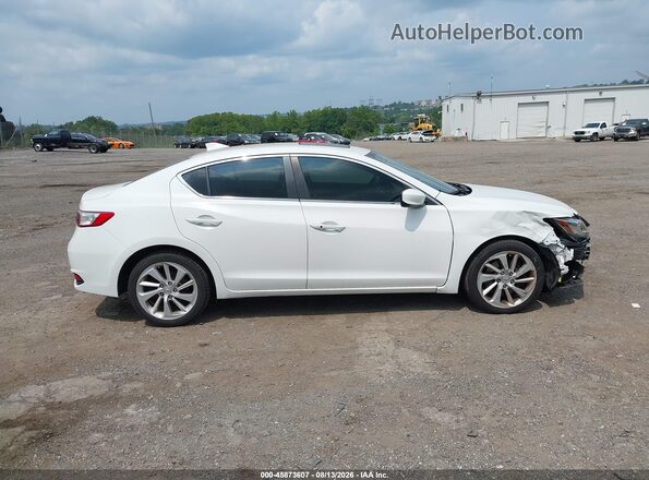19UDE2F37HA015957 2017 ACURA ILX White Rear interior view