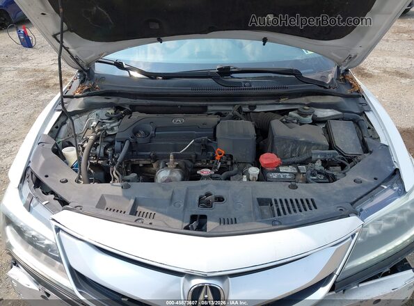 19UDE2F37HA015957 2017 ACURA ILX White Rear view