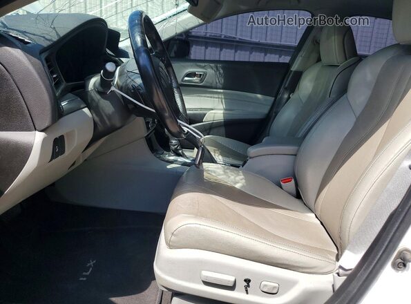 19UDE2F70KA009198 2019 ACURA ILX White Սալոնի դիմացի տեսք