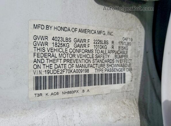 19UDE2F70KA009198 2019 ACURA ILX White VIN կոդի պիտակի տեսք