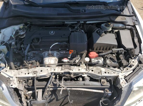 19UDE2F71HA013303 2017 ACURA ILX Белый Вид задней части салона
