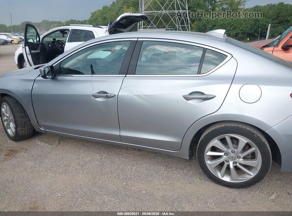 19UDE2F74JA009977 2018 ACURA ILX Silver Widok wnętrza 360 stopni