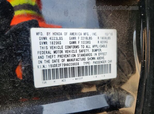19UDE2F79HA008656 2017 ACURA ILX Black Vista del compartimento del motor