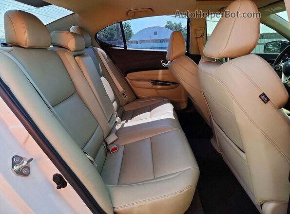 19UUB1F39JA008159 2018 ACURA TLX White უკანა სავარძლების ხედი