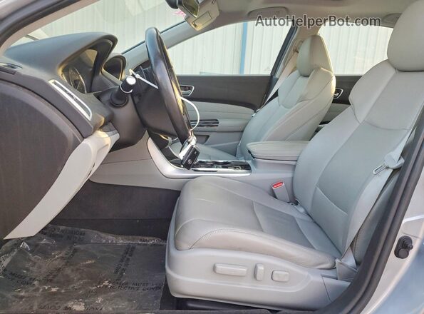 19UUB1F54JA010063 2018 ACURA TLX Silver Widok wnętrza z przodu