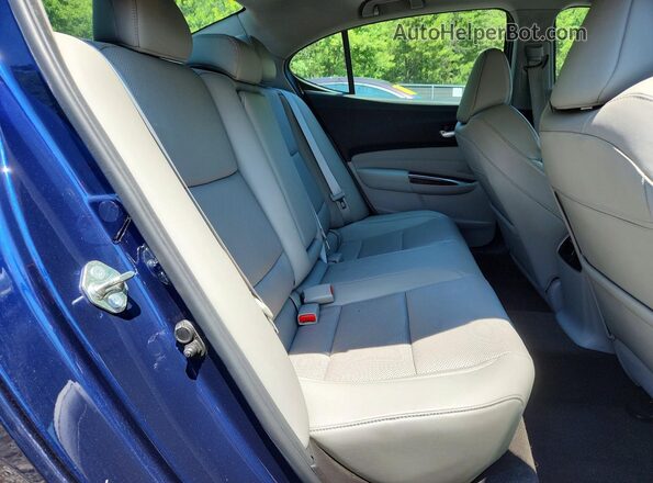 19UUB1F59HA011056 2017 ACURA TLX Blue Widok tylnych siedzeń