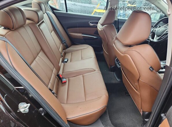 19UUB2F53JA002901 2018 ACURA TLX Black Vista de los asientos traseros