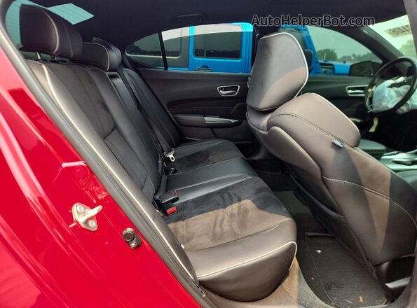 19UUB2F66JA003100 2018 ACURA TLX Red Հետևի նստատեղերի տեսք