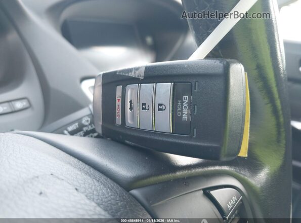 19UUB3F50GA002546 2016 ACURA TLX Silver Vista del salpicadero