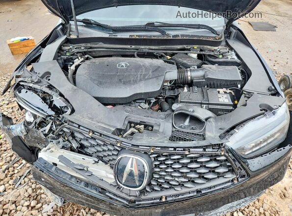 19UUB3F65JA000324 2018 ACURA TLX Black Vista interior trasera