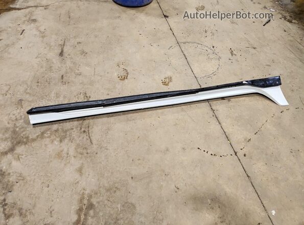 19UUB3F69JA005641 2018 ACURA TLX White ძრავის განყოფილების ხედი