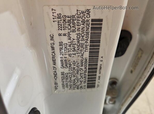 19UUB3F69JA005641 2018 ACURA TLX White VIN კოდის სტიკერის ხედი