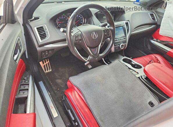19UUB3F6XLA003013 2020 ACURA TLX Белый Вид панели приборов