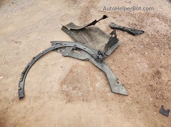 19UUB3F86LA800974 2020 ACURA TLX White Vista del compartimento del motor