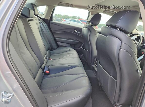 19UUB5F41SA001031 2025 ACURA TLX Silver Vista de los asientos traseros