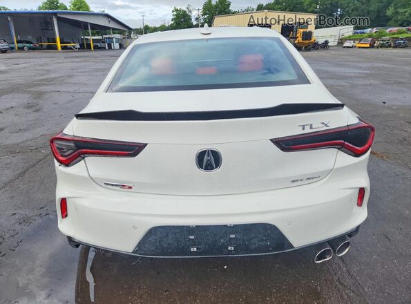 19UUB7F05SA001364 2025 ACURA TLX White Вид ззаду