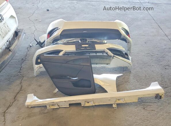 19XFC1F34HE209589 2017 HONDA CIVIC White Widok komory silnika