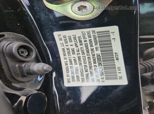 19XFC1F35KE008341 2019 HONDA CIVIC Черный Вид подкапотного пространства
