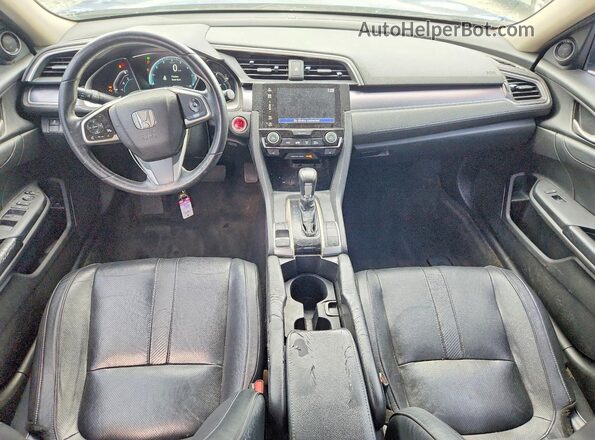 19XFC1F7XJE000172 2018 HONDA CIVIC Синий Вид панели приборов