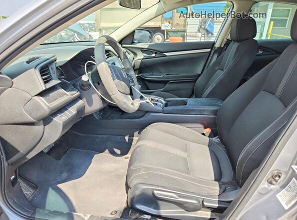 19XFC2F50HE069547 2017 HONDA CIVIC Silver Front interior view