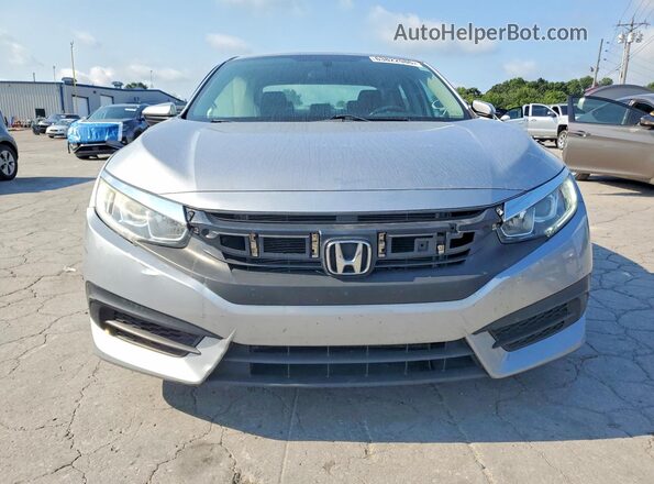 19XFC2F53HE030435 2017 HONDA CIVIC Silver Widok z przodu
