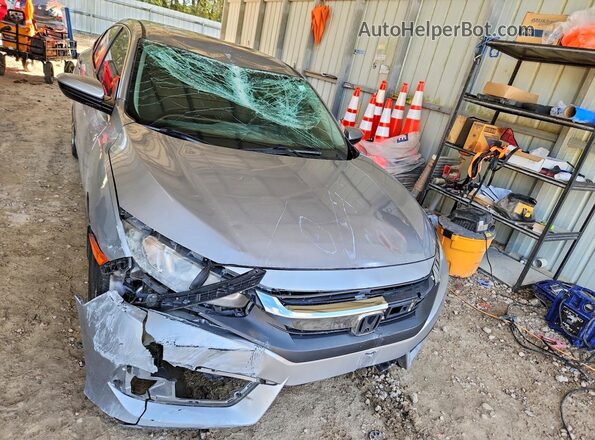 19XFC2F53HE047185 2017 HONDA CIVIC Silver Вид спереду