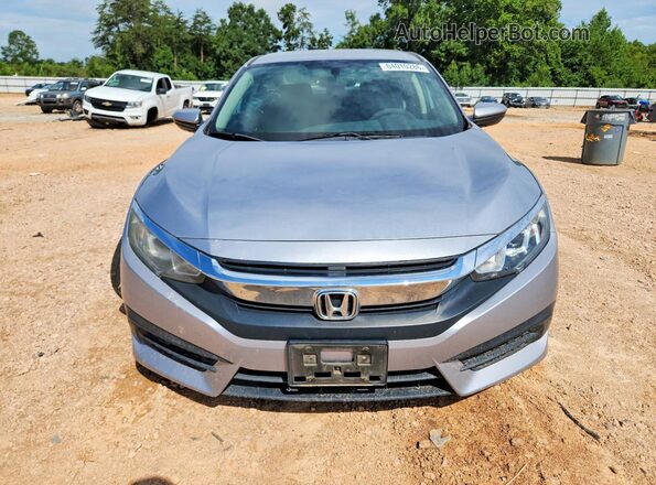 19XFC2F53JE002317 2018 HONDA CIVIC Silver Front view