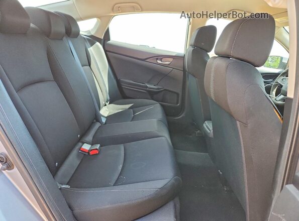19XFC2F53JE002317 2018 HONDA CIVIC Silver Rear seats view