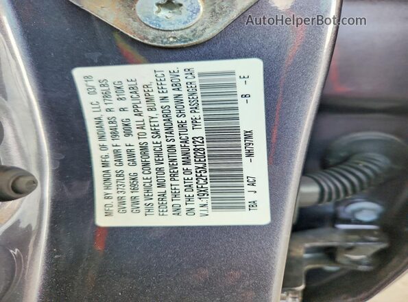 19XFC2F5XJE028123 2018 HONDA CIVIC Black Вид підкапотного простору