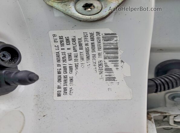 19XFC2F62KE013979 2019 HONDA CIVIC White Вид наклейки з VIN-кодом