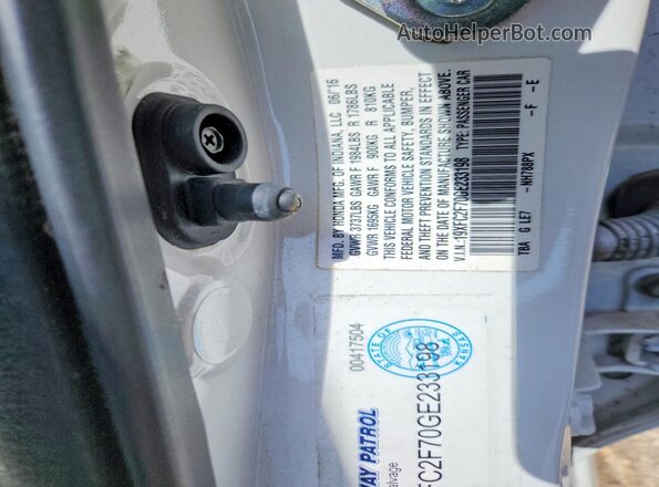 19XFC2F70GE233198 2016 HONDA CIVIC White Vista del compartimento del motor