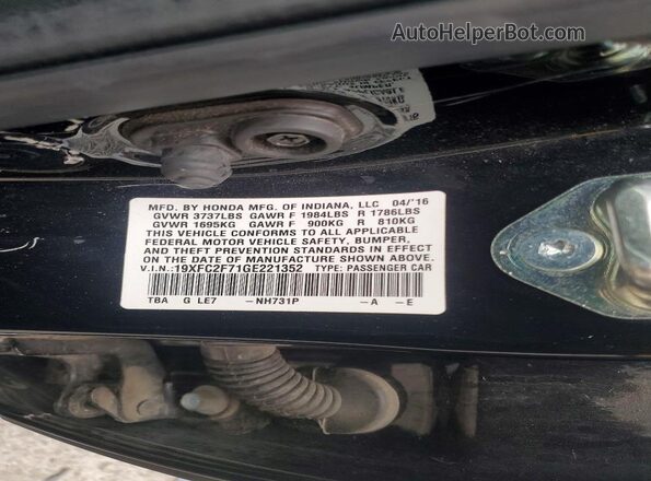 19XFC2F71GE221352 2016 HONDA CIVIC Black Engine compartment view