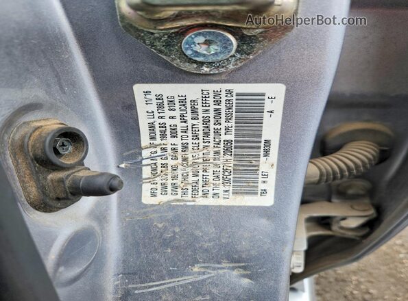 19XFC2F71HE206058 2017 HONDA CIVIC Silver Engine compartment view