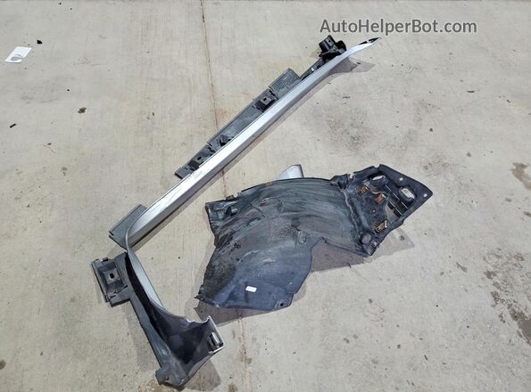 19XFC2F72JE205720 2018 HONDA CIVIC Серебряный Вид подкапотного пространства