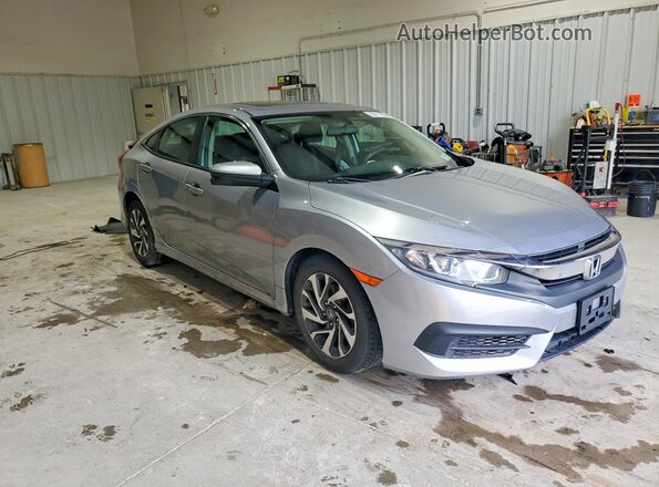 19XFC2F72JE205720 2018 HONDA CIVIC Серебряный Передняя правая четверть
