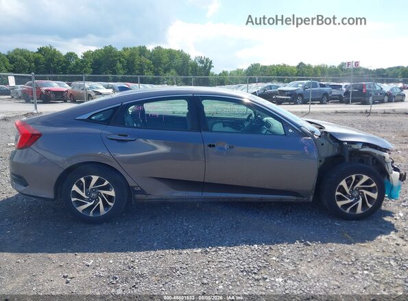 19XFC2F77HE228811 2017 HONDA CIVIC Gray Вид задньої частини салону