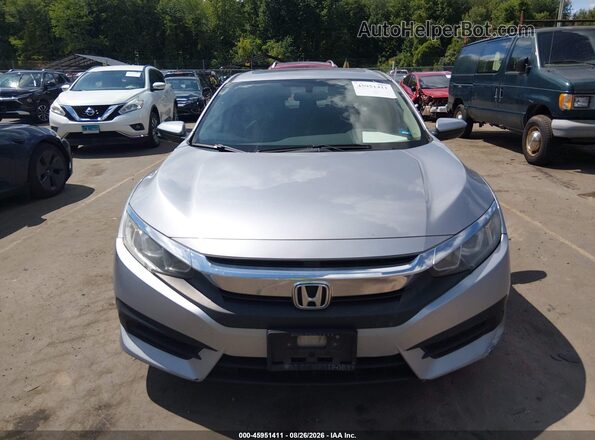 19XFC2F78JE201753 2018 HONDA CIVIC Silver Widok zestawu wskaźników
