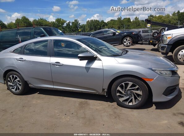 19XFC2F78JE201753 2018 HONDA CIVIC Silver Widok wnętrza z tyłu