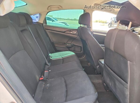 19XFC2F79HE061318 2017 HONDA CIVIC White Widok tylnych siedzeń