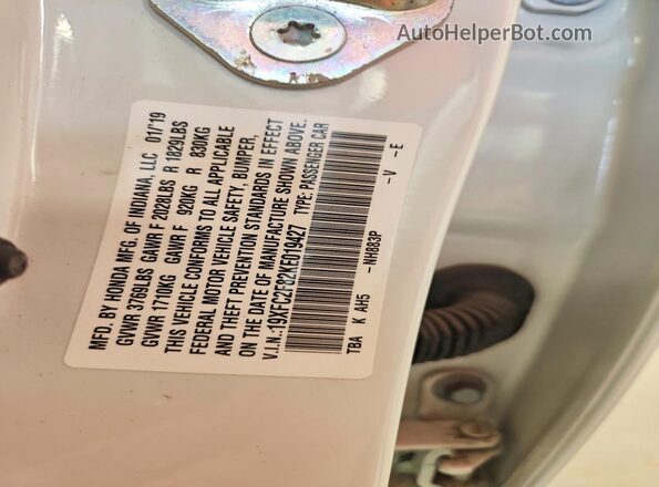 19XFC2F82KE019427 2019 HONDA CIVIC White Engine compartment view