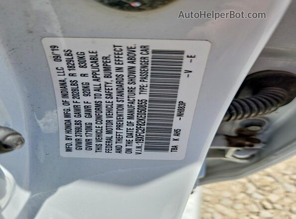 19XFC2F82KE050855 2019 HONDA CIVIC Белый Вид подкапотного пространства