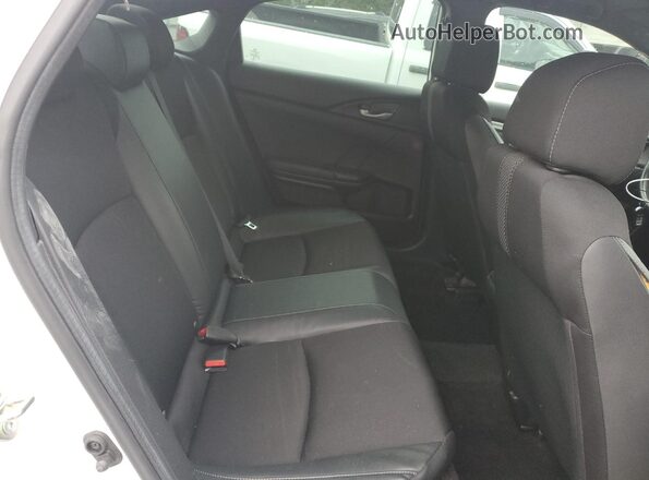 19XFC2F82LE000829 2020 HONDA CIVIC White Widok tylnych siedzeń